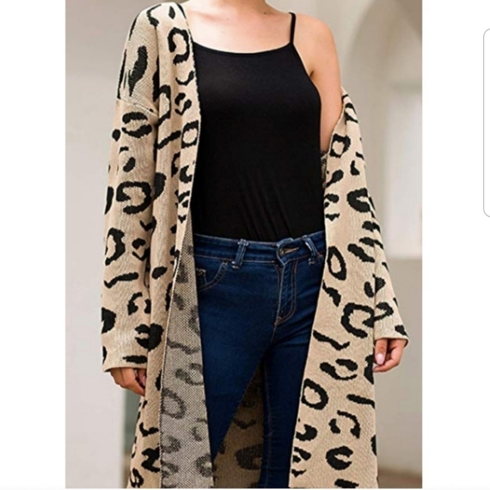 Long Oversized Leopard Print Cardigan with Pockets